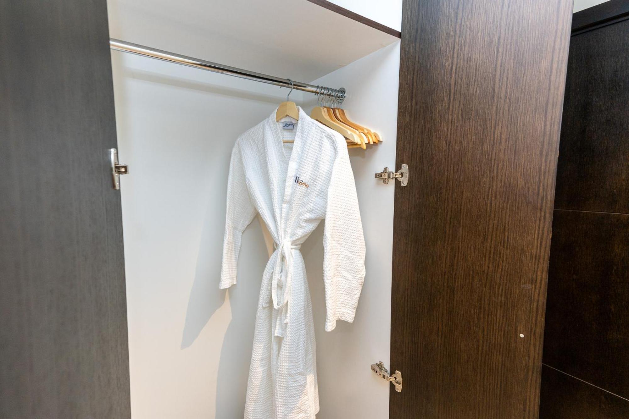 Citihome- Modern- 1br Creek Appartement Dubaï