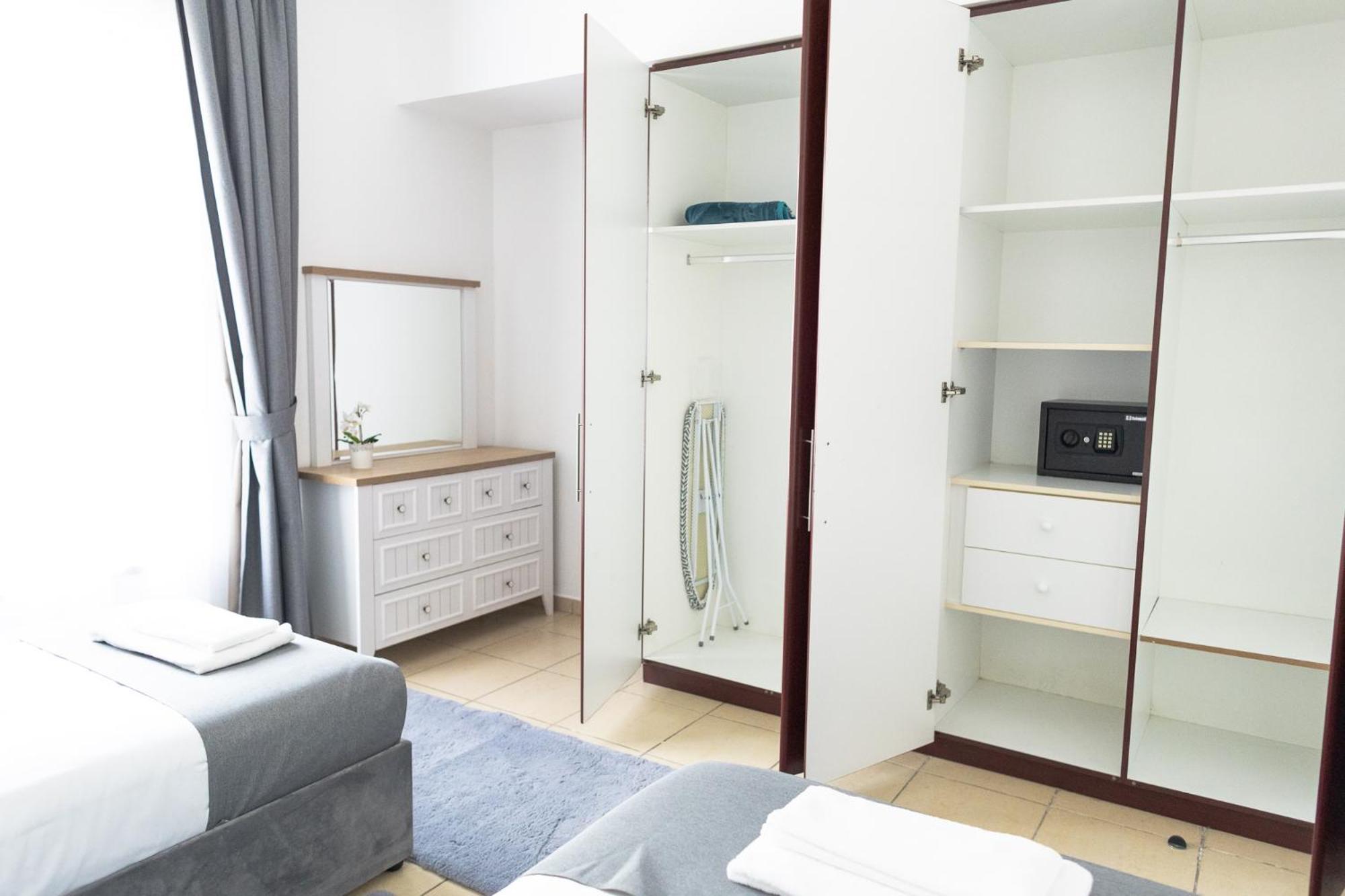 Shams 2 Bedrooms On Jbr By Happy Season Dubái