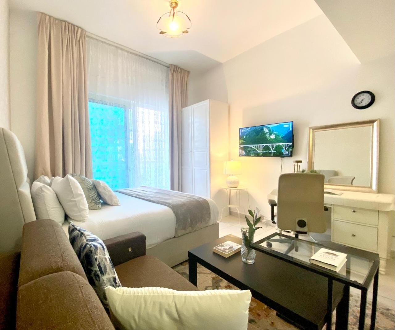 Marina And Sea View At 10mn From Jbr & Metro Deluxe For 4ppl Late Check-in & Late Check-out Lejlighed *