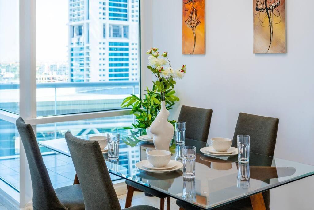 Stunning Skyline- View Modern Cozy Lejlighed *