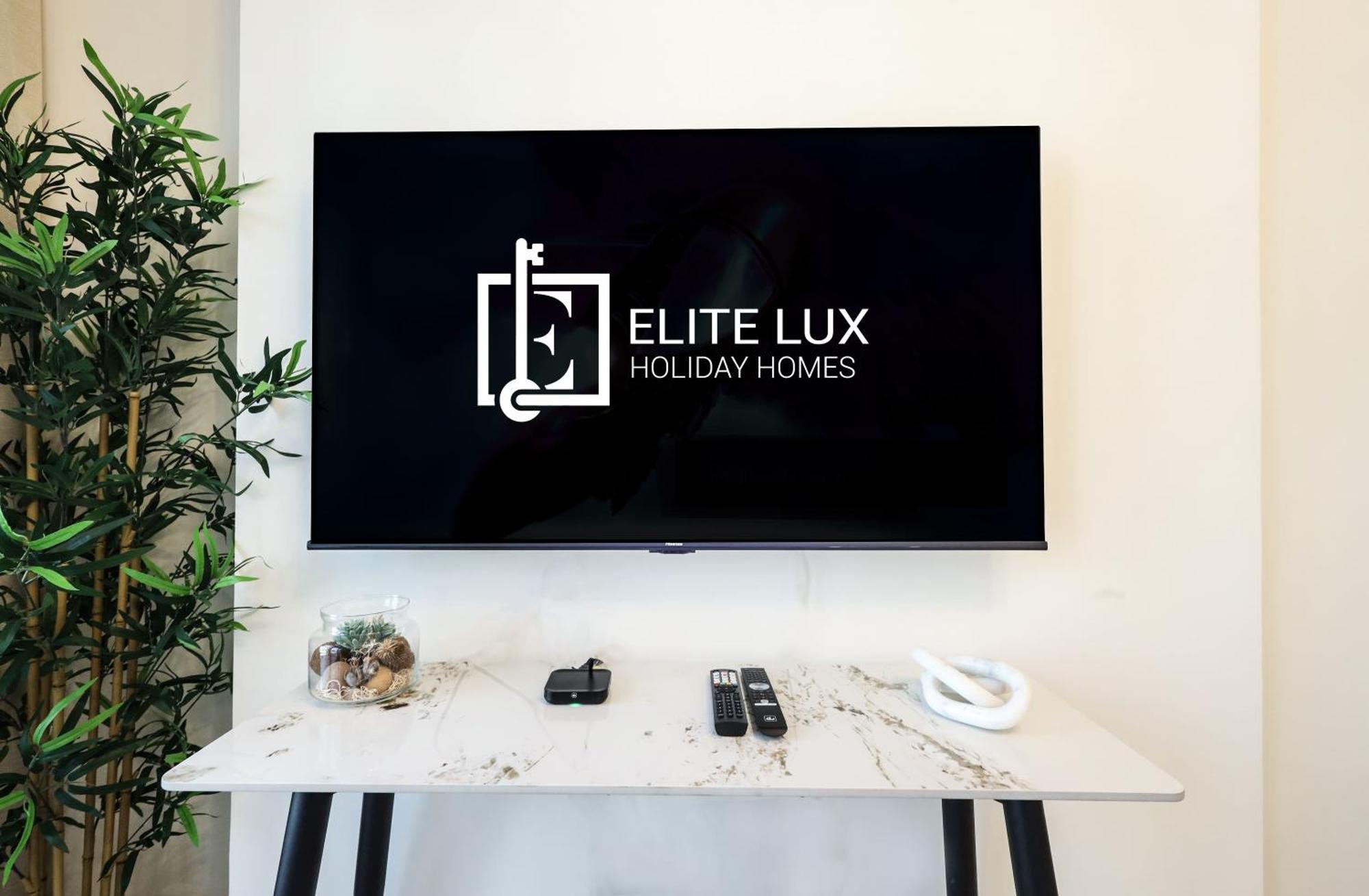 Elite Lux Homes - Modern Marvel - Sleek In Azizi Riviera Dubaï