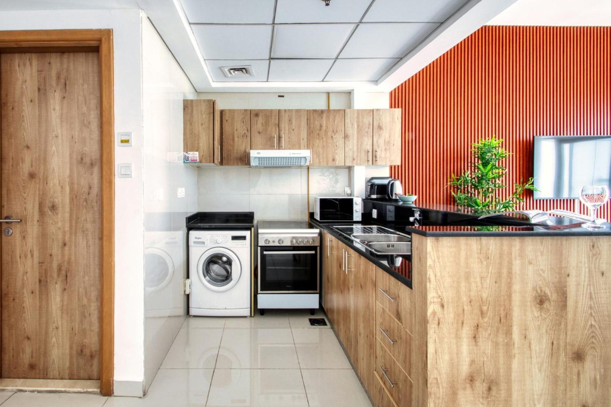 Iconic 2br With Marina Views * Dubai