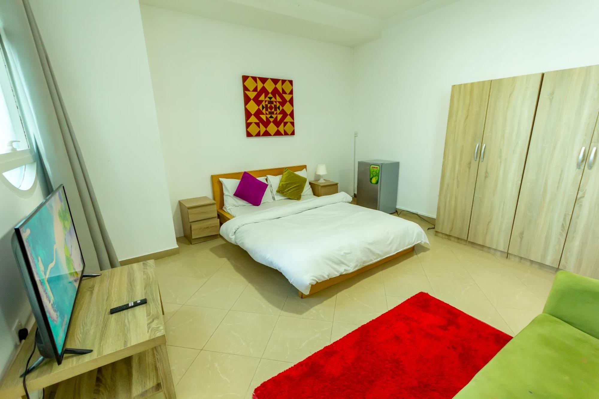 Apartamento Spacious For Girls In Marina فتيات فقط