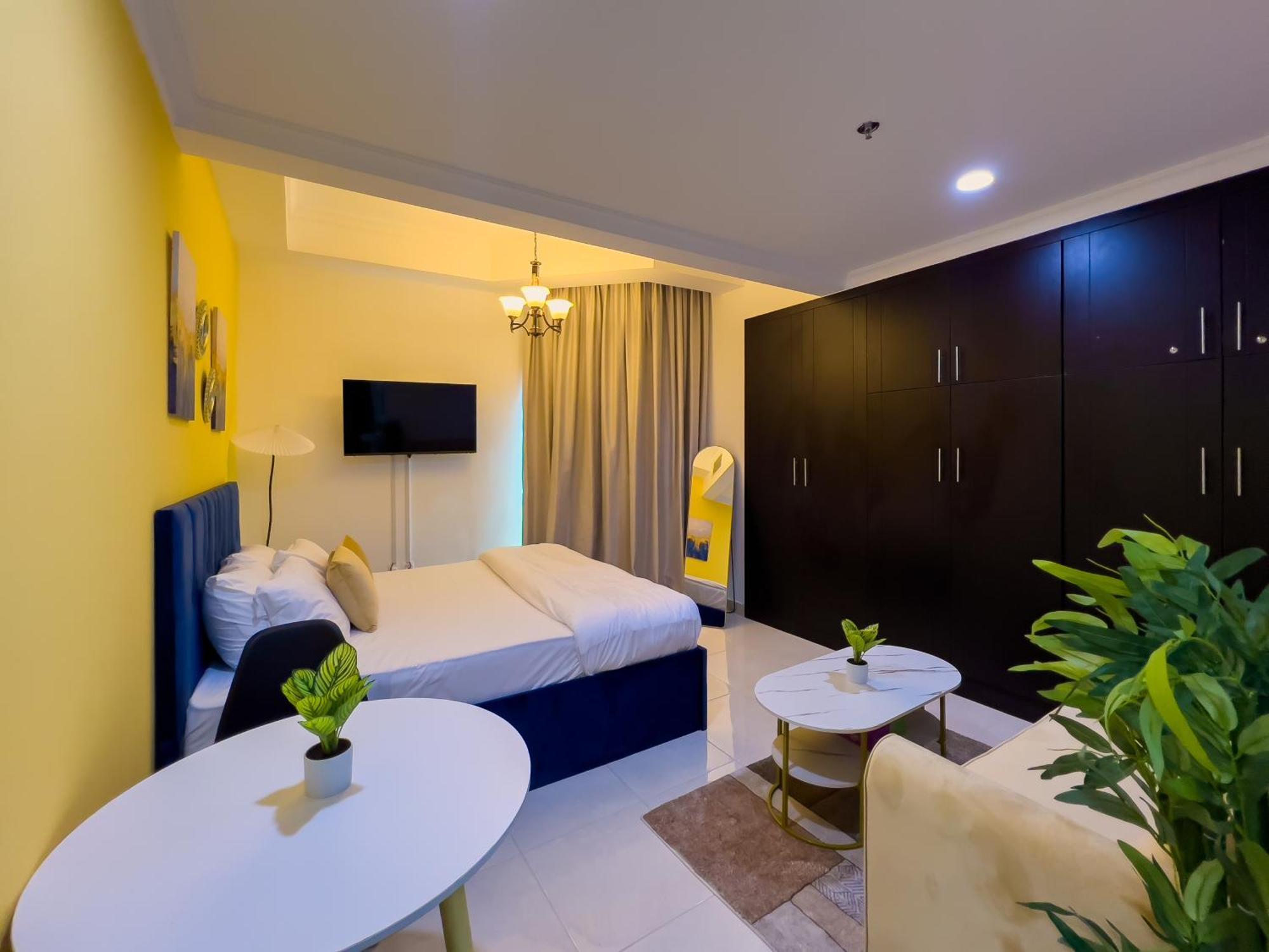 Apartment Cloud 9 - Cozy Canal View Studio In The Heart Of Business Bay Dubai