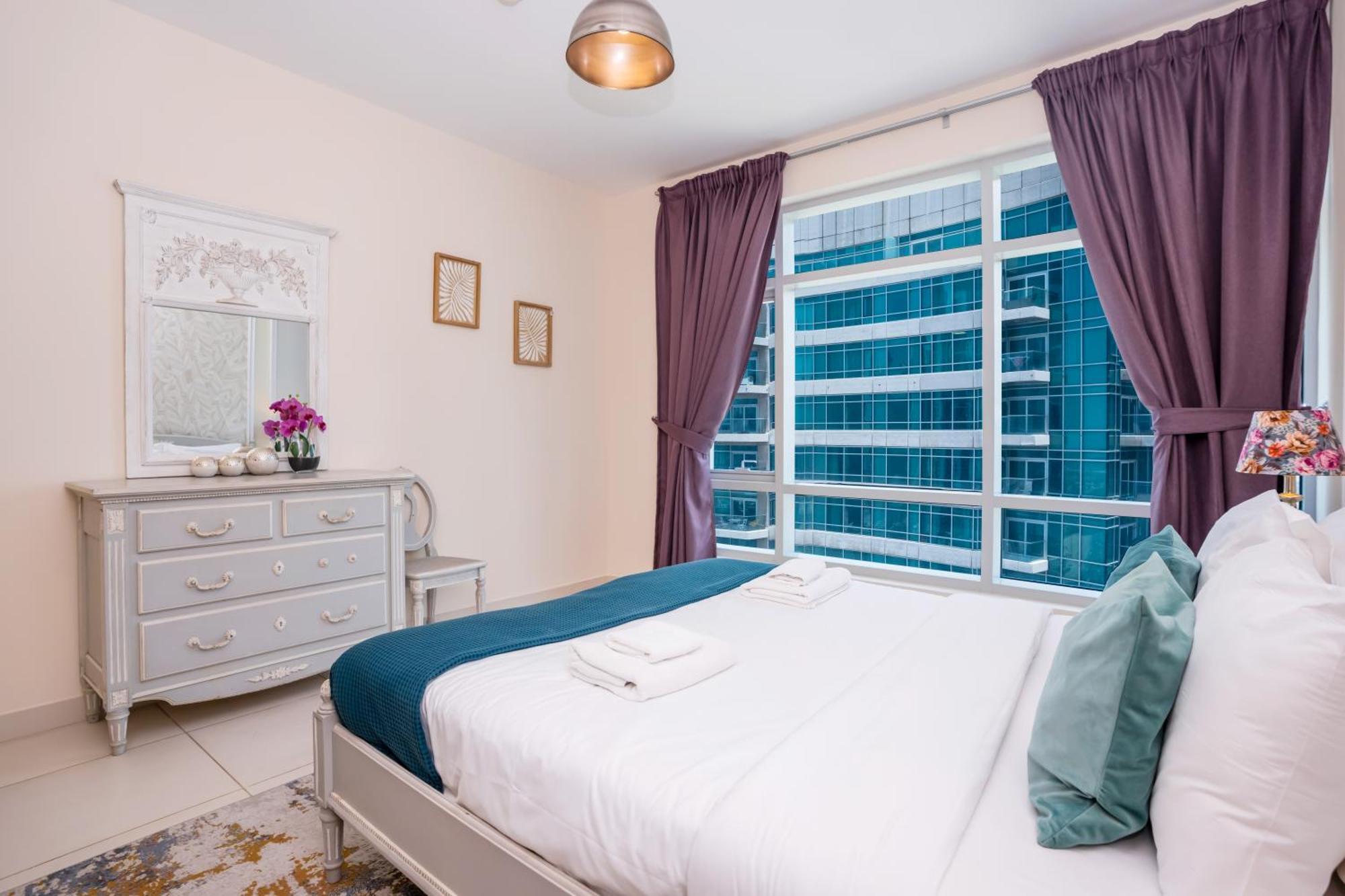 Vacay Lettings - Loft Downtown Dubái