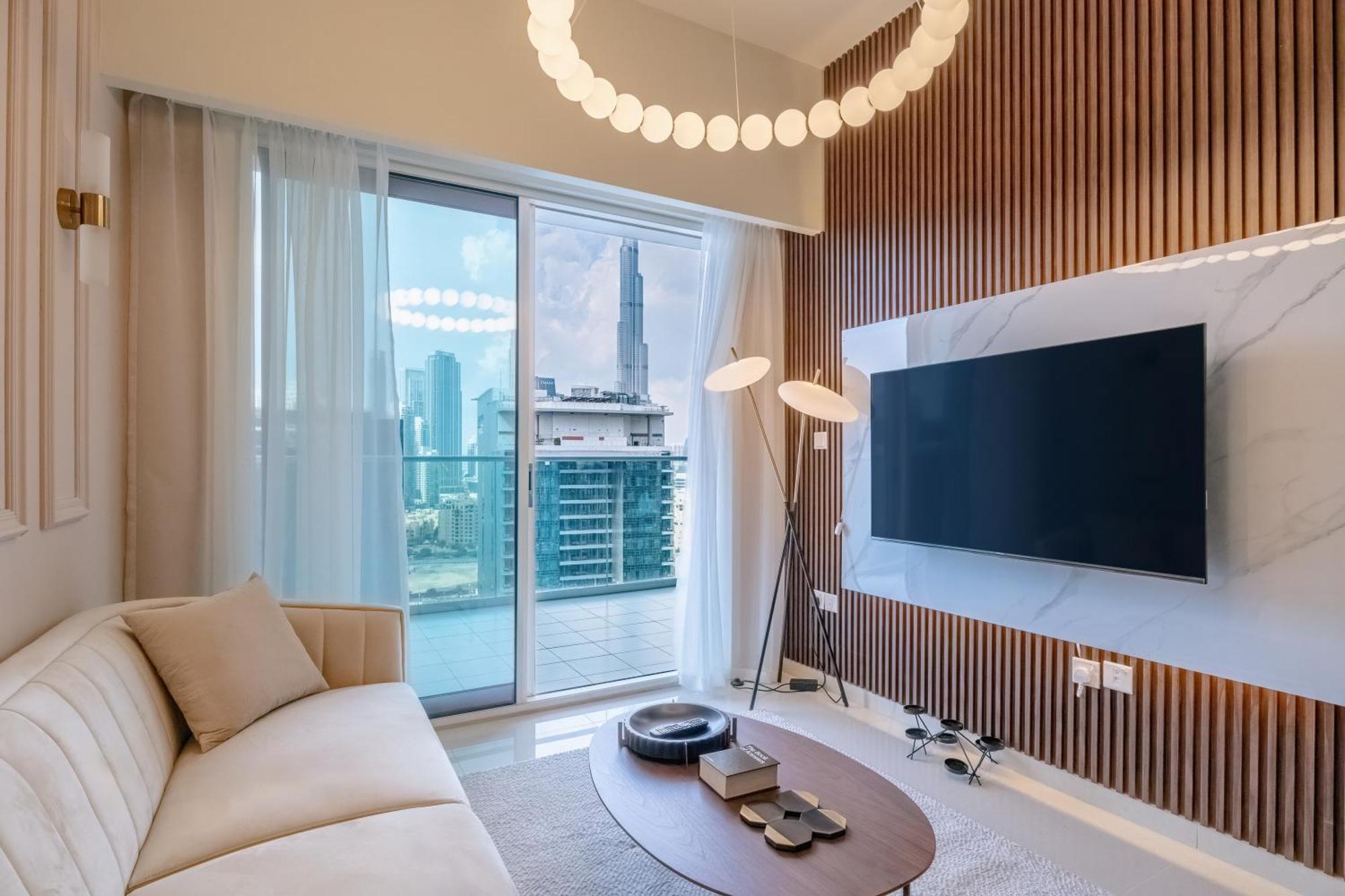 Stylish High Floor With Burj View