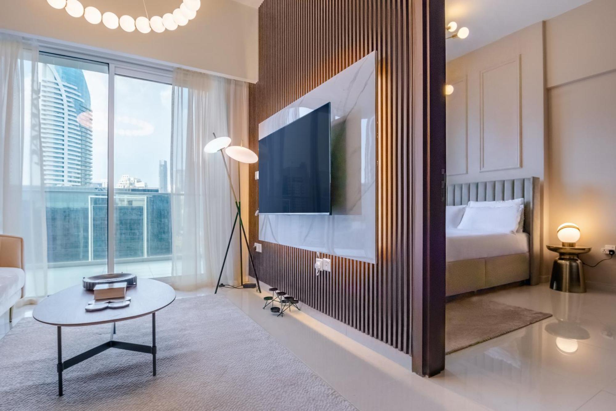 Stylish High Floor With Burj View Apartment