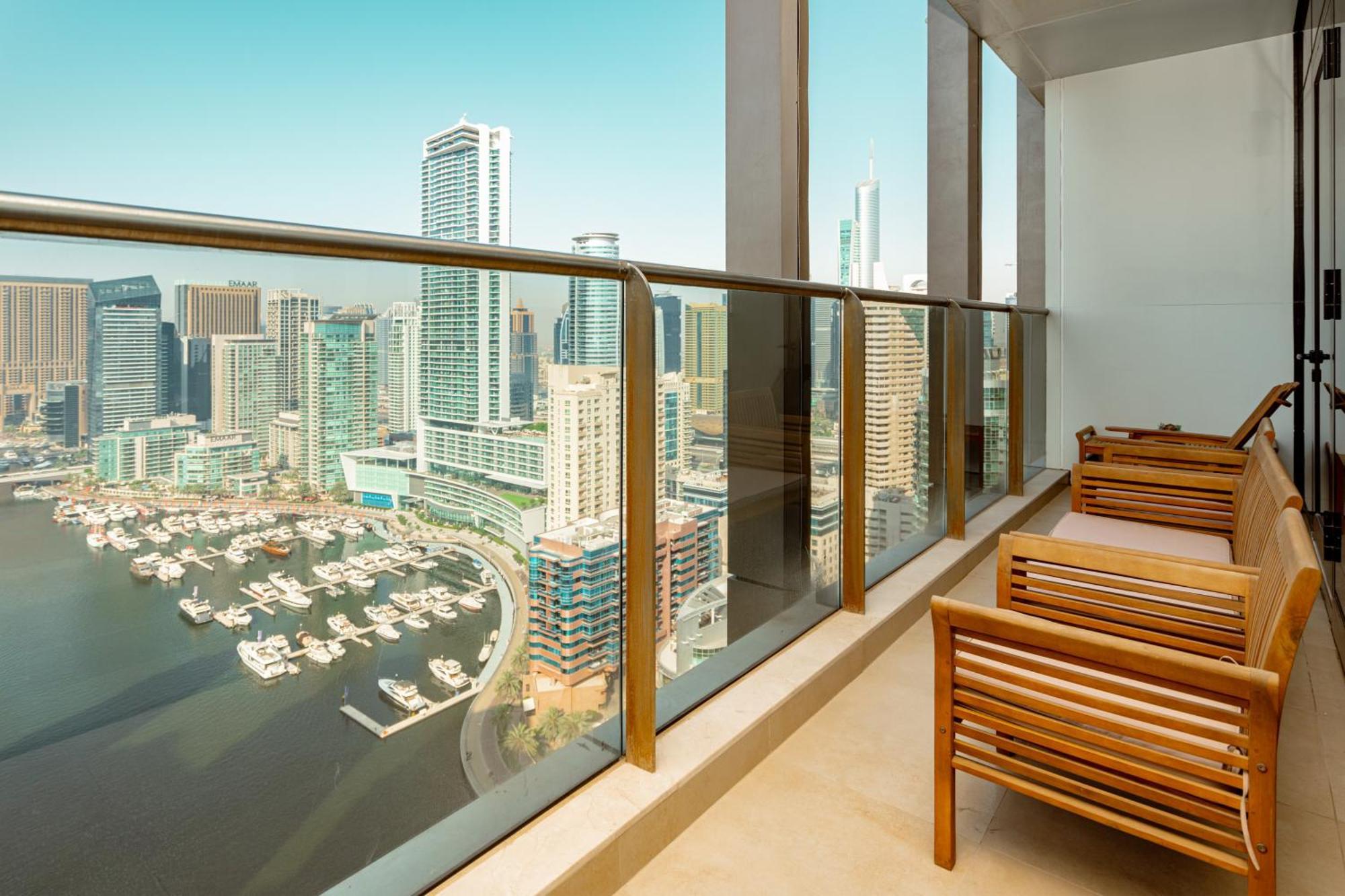 Prime Retreats - Sparkle Tower Marina * Dubái