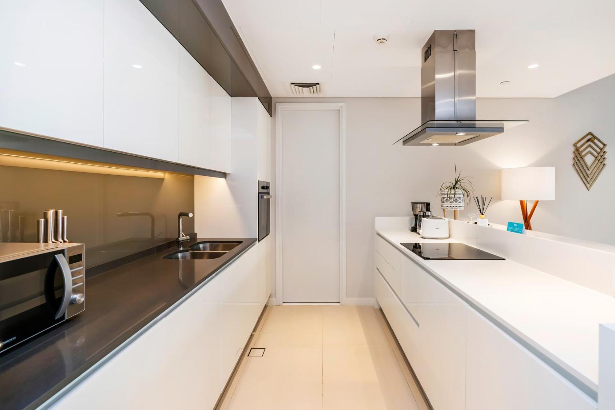 Fam Living - Bluewaters Island Apartemen Dubai