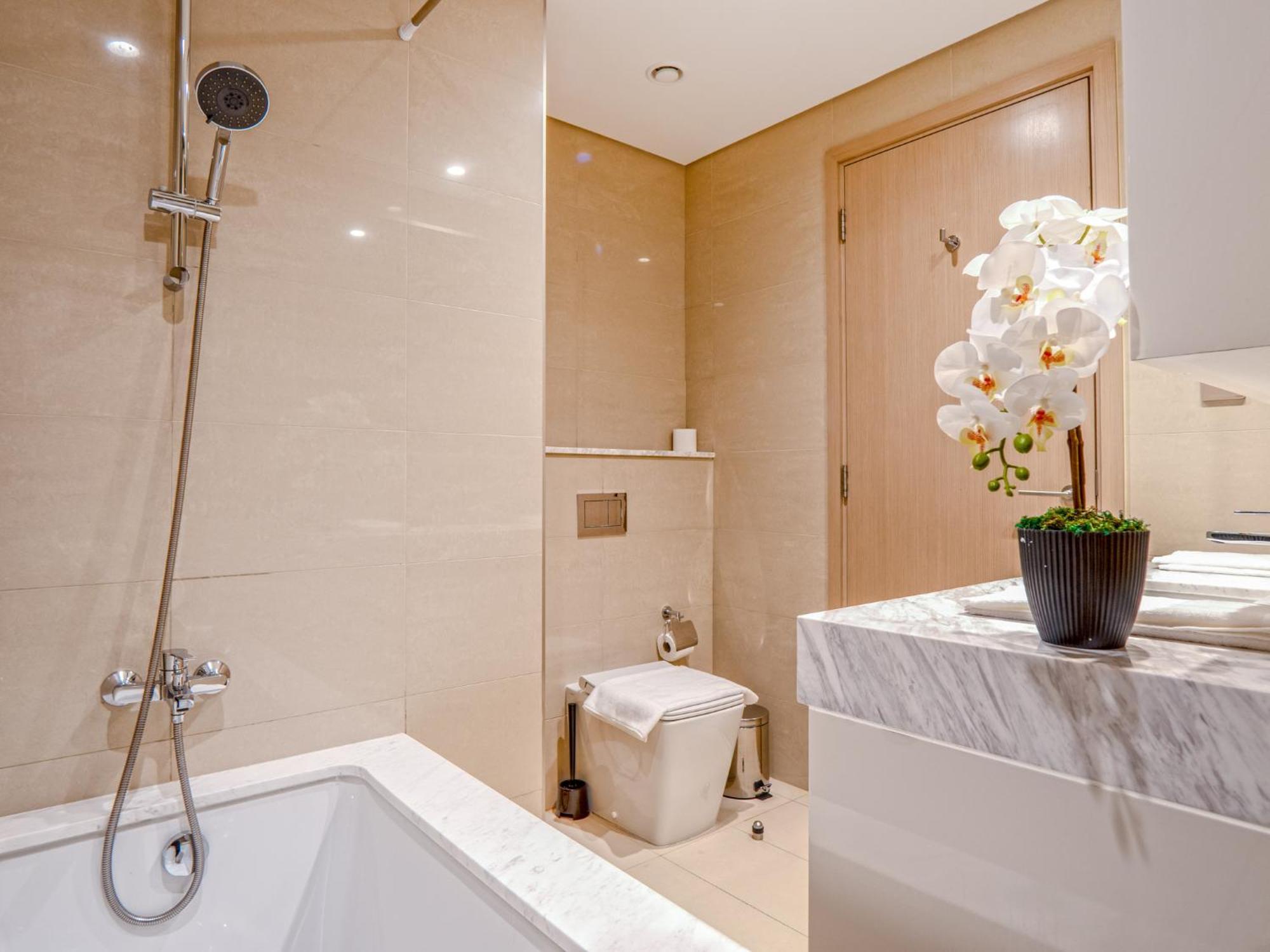 Easygo - 3br & Maid With Full Burj Khalifa And Fountain View Burj Royale Dw Lägenhet