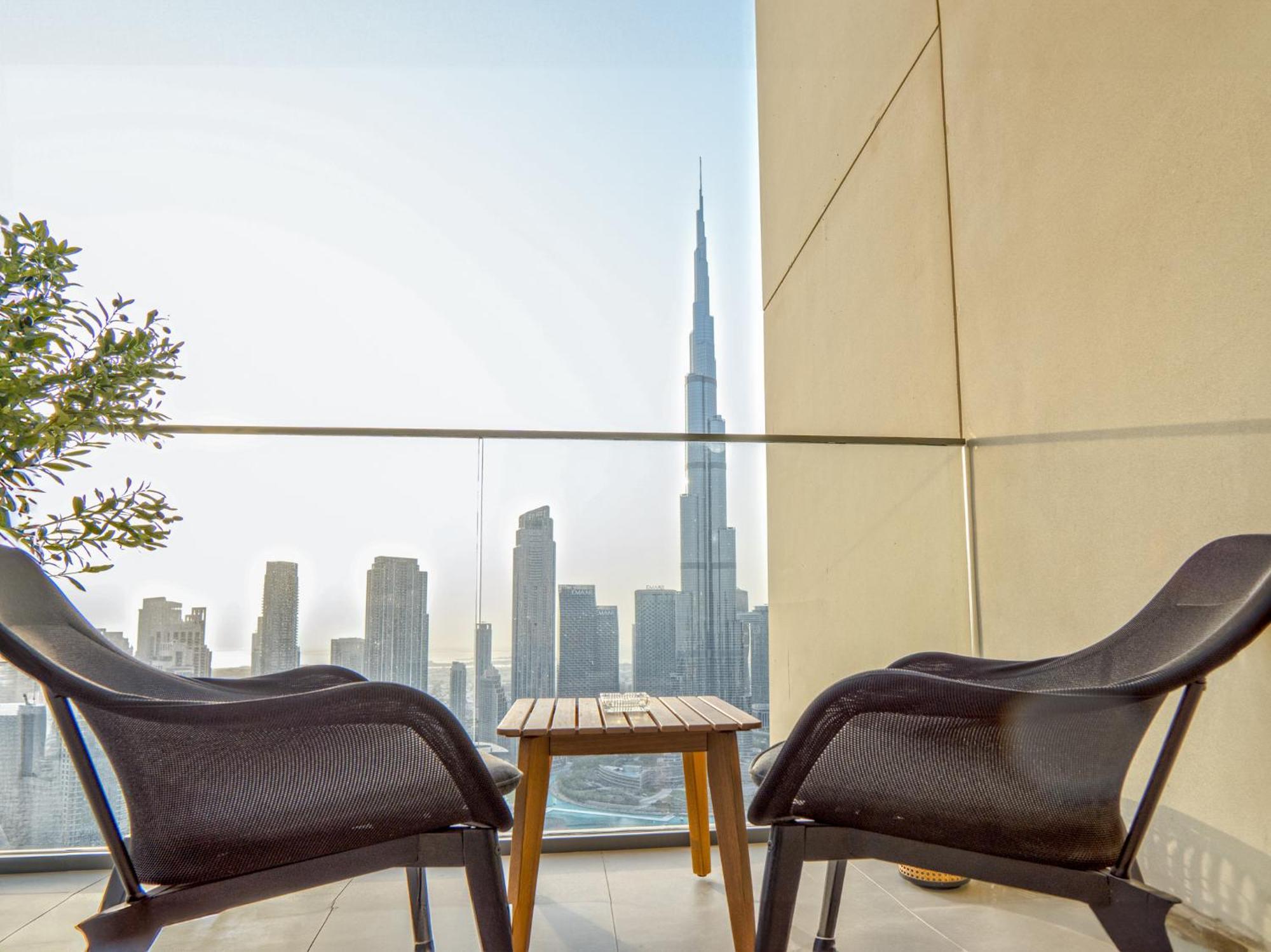 Easygo - 3br & Maid With Full Burj Khalifa And Fountain View Burj Royale Dw