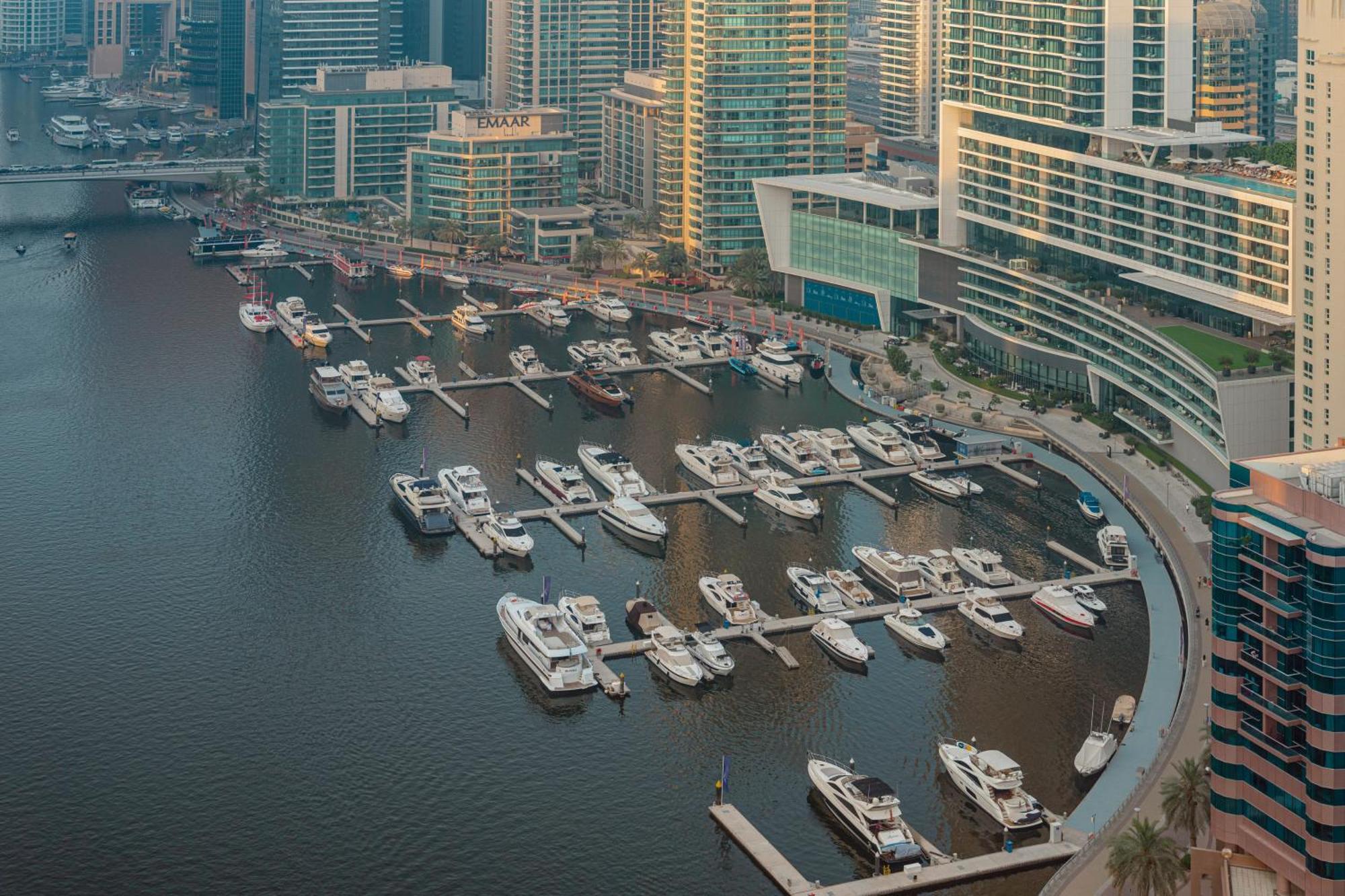 Prime Retreats - Sparkle Tower Marina * Dubái