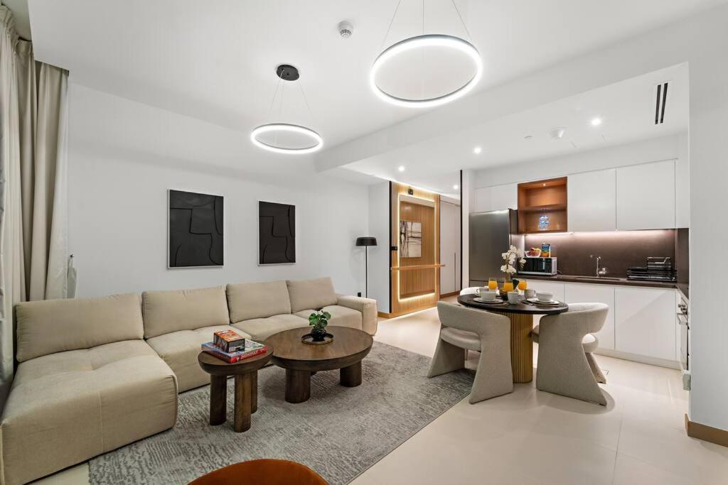 First Class 1br Vida Serenity * Dubaï