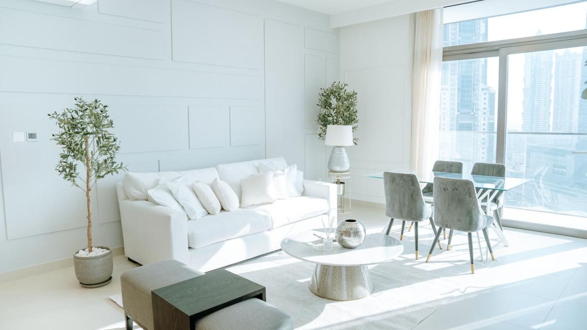 Modern 2br Near Mall & Burj Khalif Semesterbostad Dubai