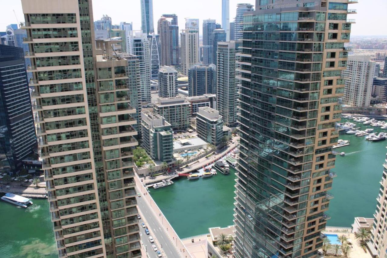 Gasthof Couples With Private Balcony Tv Fridge Dubai