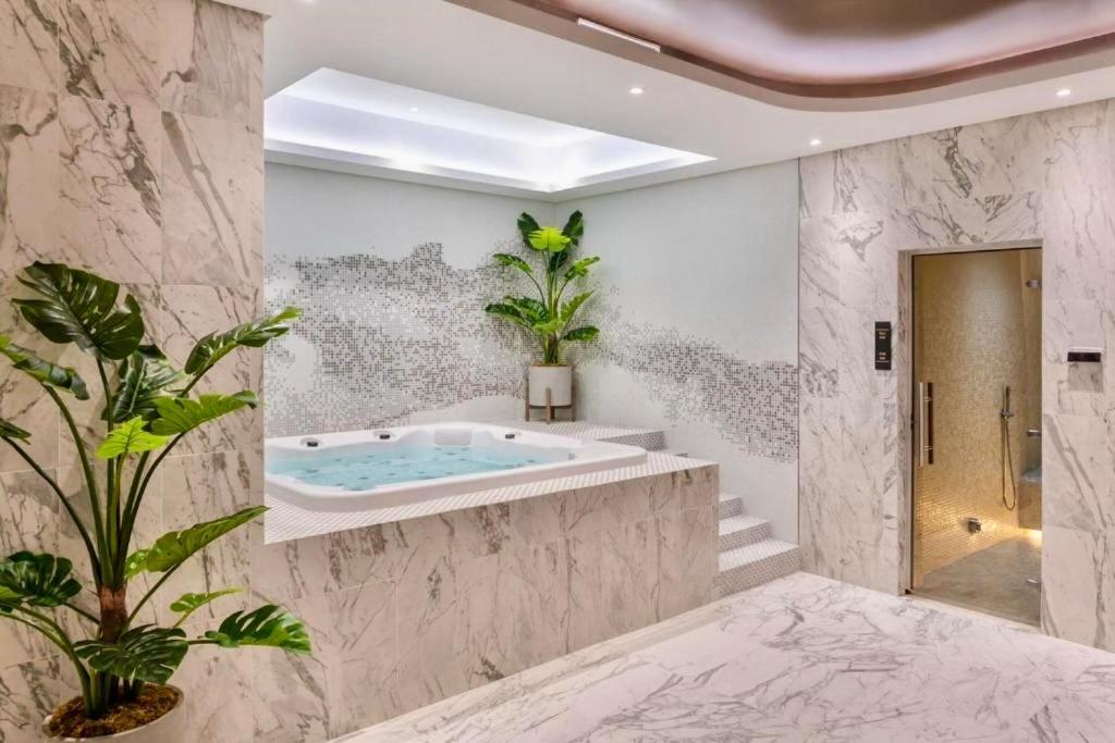 Apartamento Luxury With Burj Khalifa Views & Infinity Pool Dubai