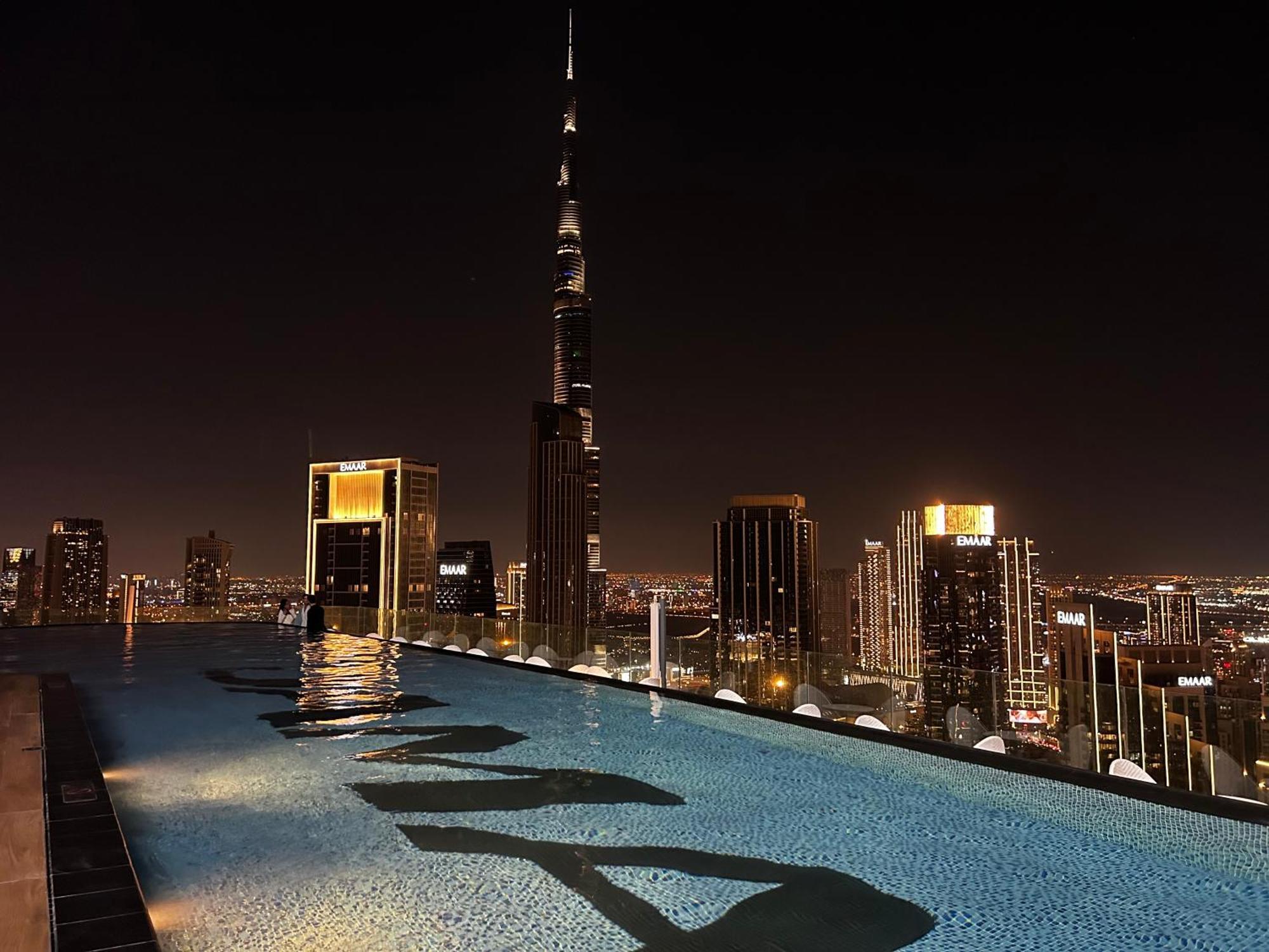 Apartment Luxury With Burj Khalifa Views & Infinity Pool