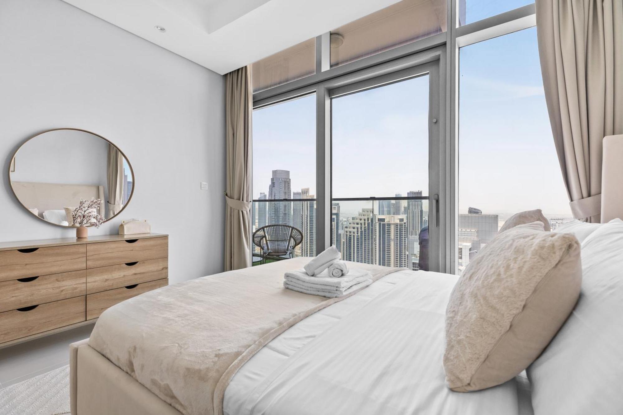 Luxury With Burj Khalifa Views & Infinity Pool Apartamento