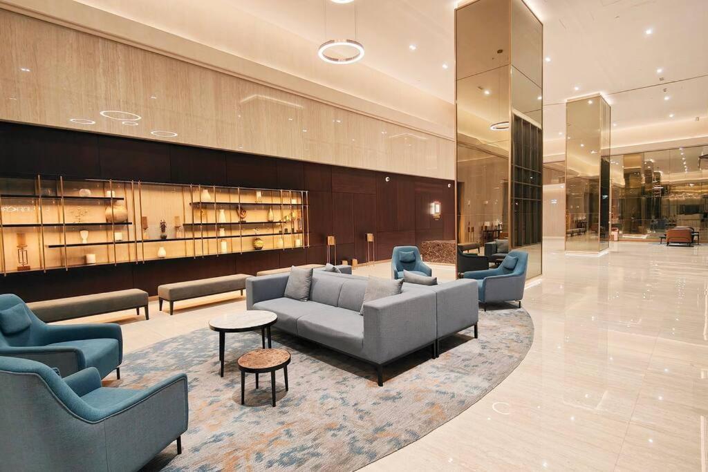 Magnificent 4 Bedroom Apartment, Bellevue Tower * Dubái