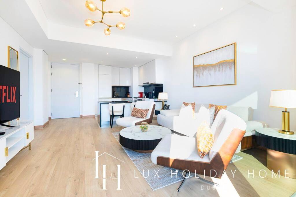 Lux The Jw Marina 2