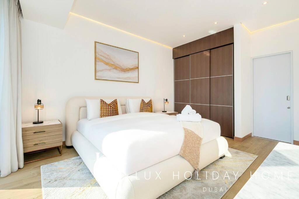Lux The Jw Marina 2 * Dubaï