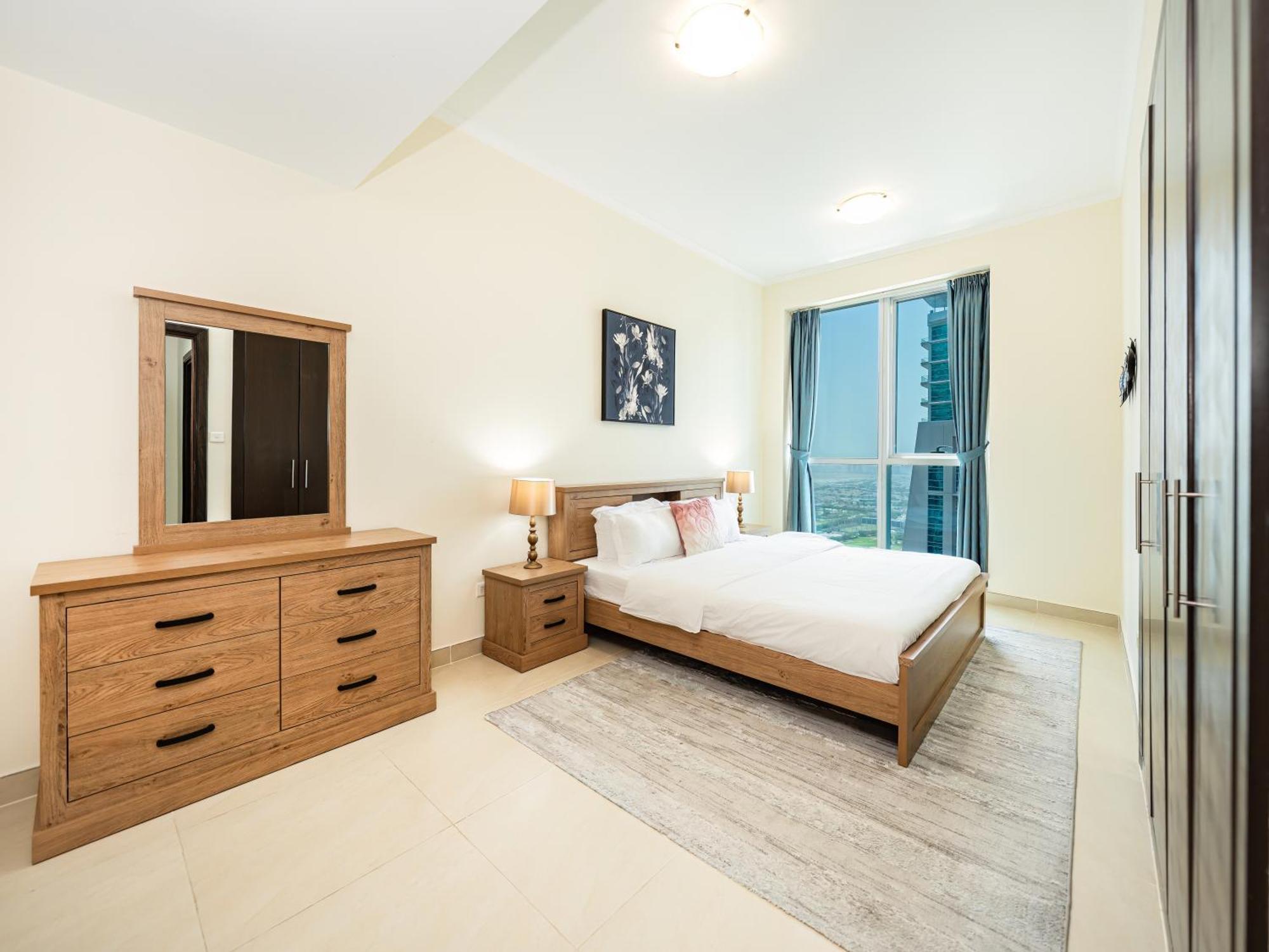 Marina Views - 2br Luxury Apartment, High Floor, Torch Marina Dubái