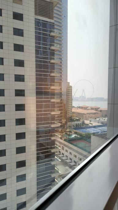 Skyview Tower Apartment *