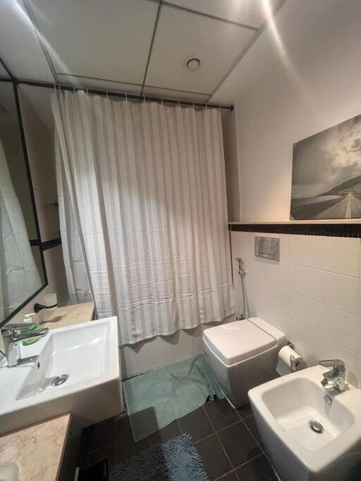 Skyview Tower Apartment *