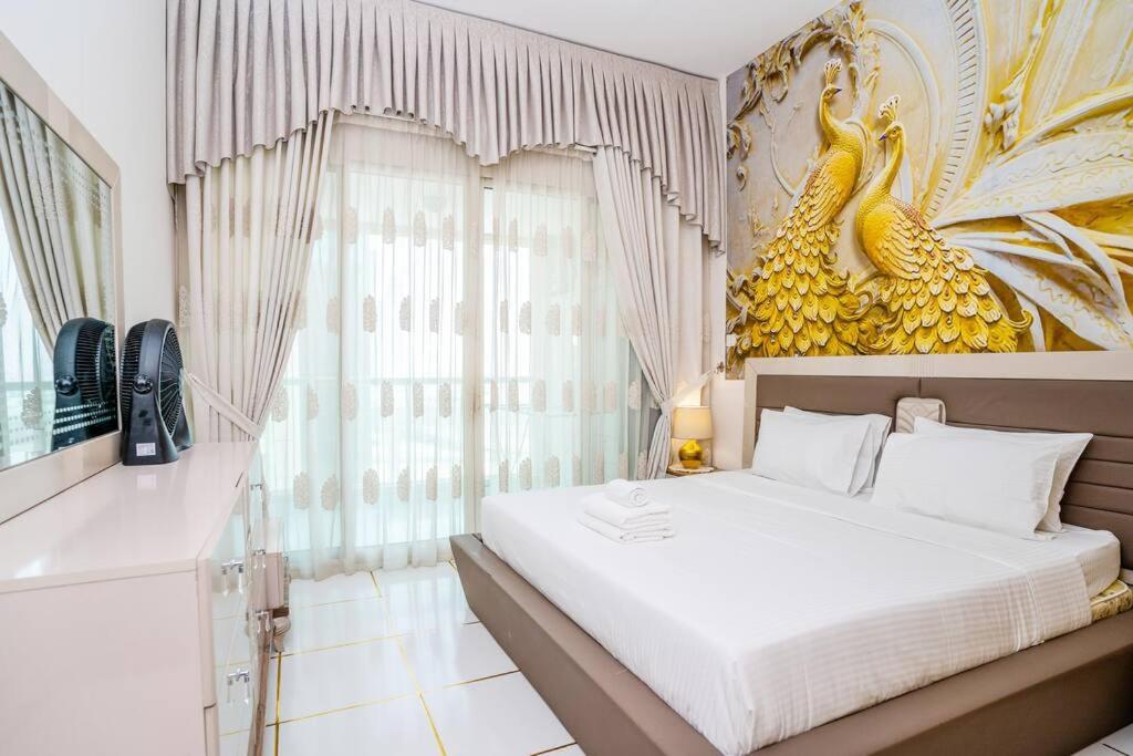 Furnished 1br Maid In Marina * Dubaï