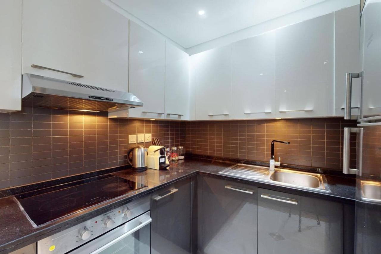 Silverene Tower B - Bright Two Bedroom Dubaï