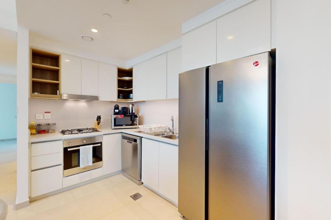 Downtown Views 2 - Incredible Two Bedroom * Dubaï