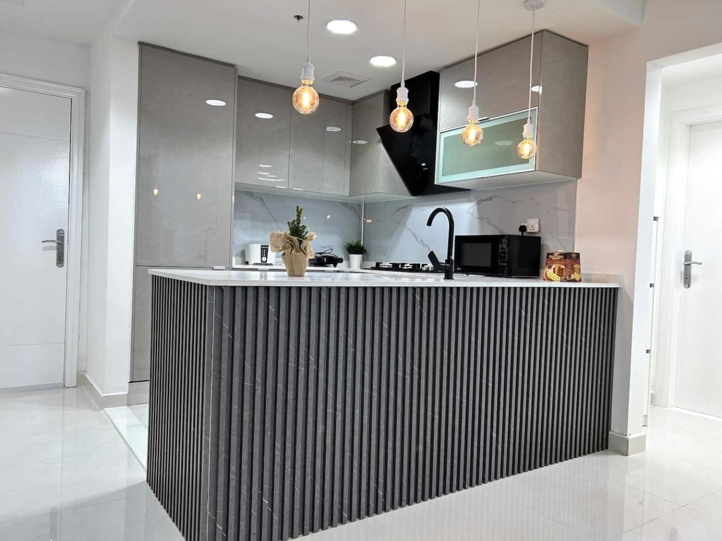 Apartemen Charming One Bedroom In Marina *