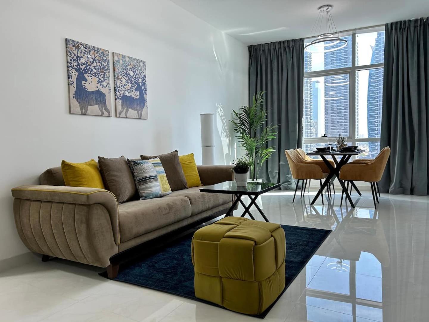 Charming One Bedroom In Marina * Dubái