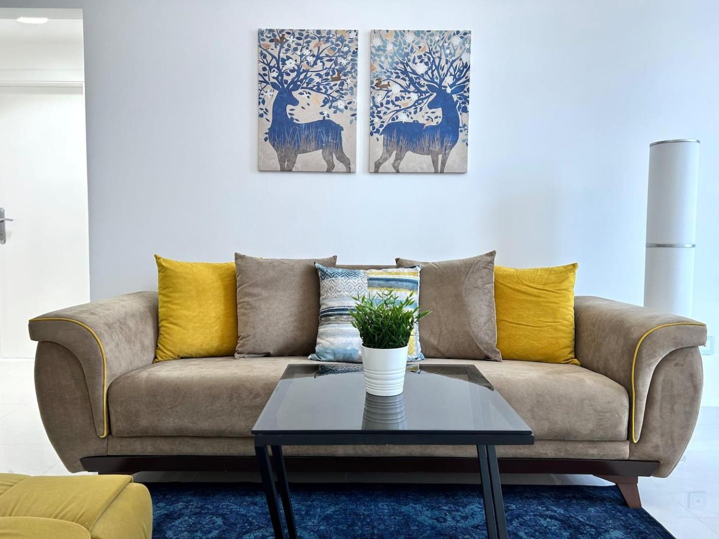 Apartemen Charming One Bedroom In Marina *