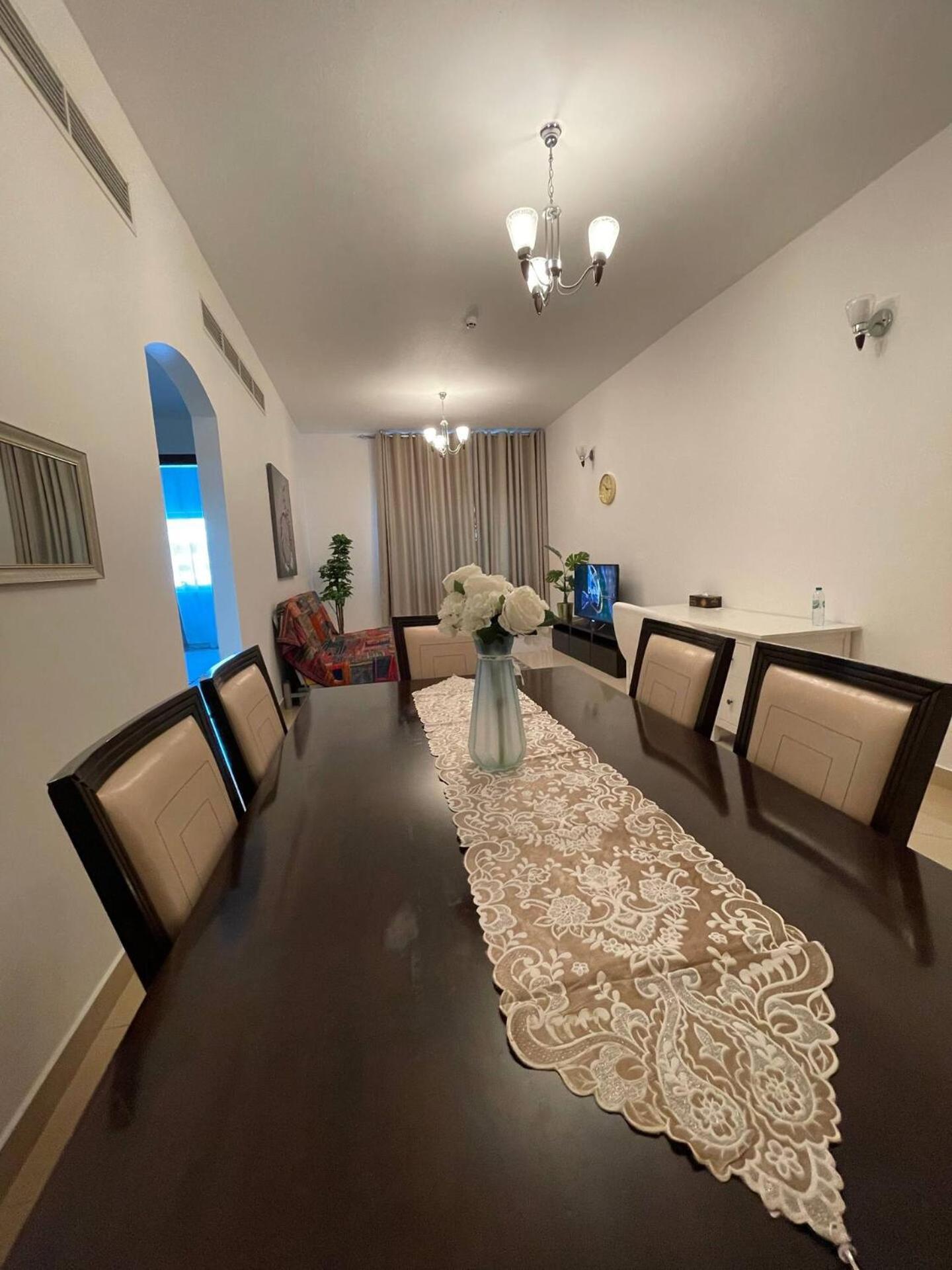 Vakantiehuis Away From - Barsha Heights Dubai