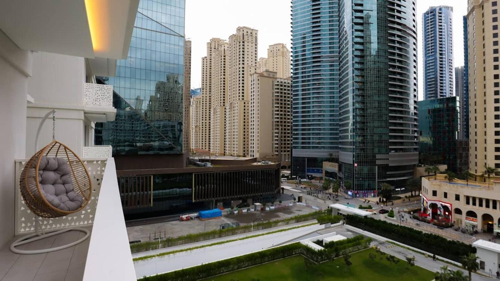 La Vie On Jbr Dubai