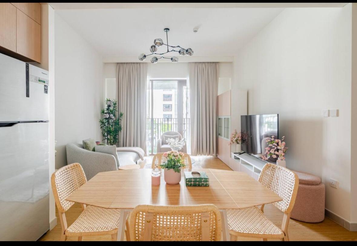 Exquisite 1-bedroom With Pool Scenery In Creek Harbour Apartment Dubai