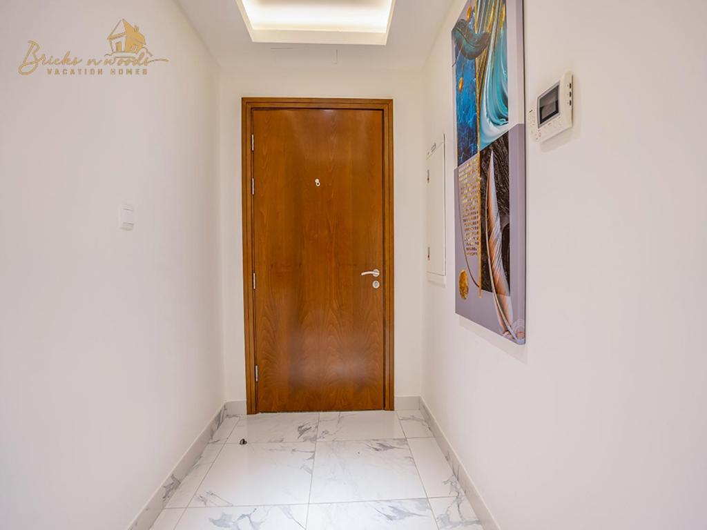 Modern High Floor Canal View1 Bhk * Dubái