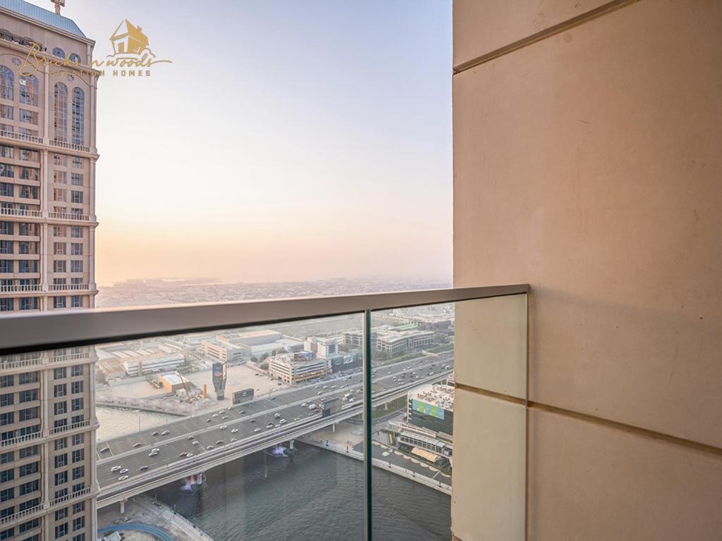 Modern High Floor Canal View1 Bhk Apartamento Dubái