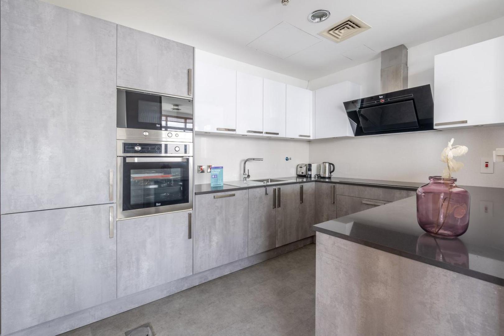 Guestready - Skyview With Marina View * Dubai