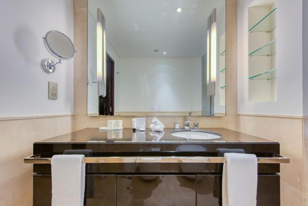 Superhost - At Jw Marriott - The Address Marina Apartamento