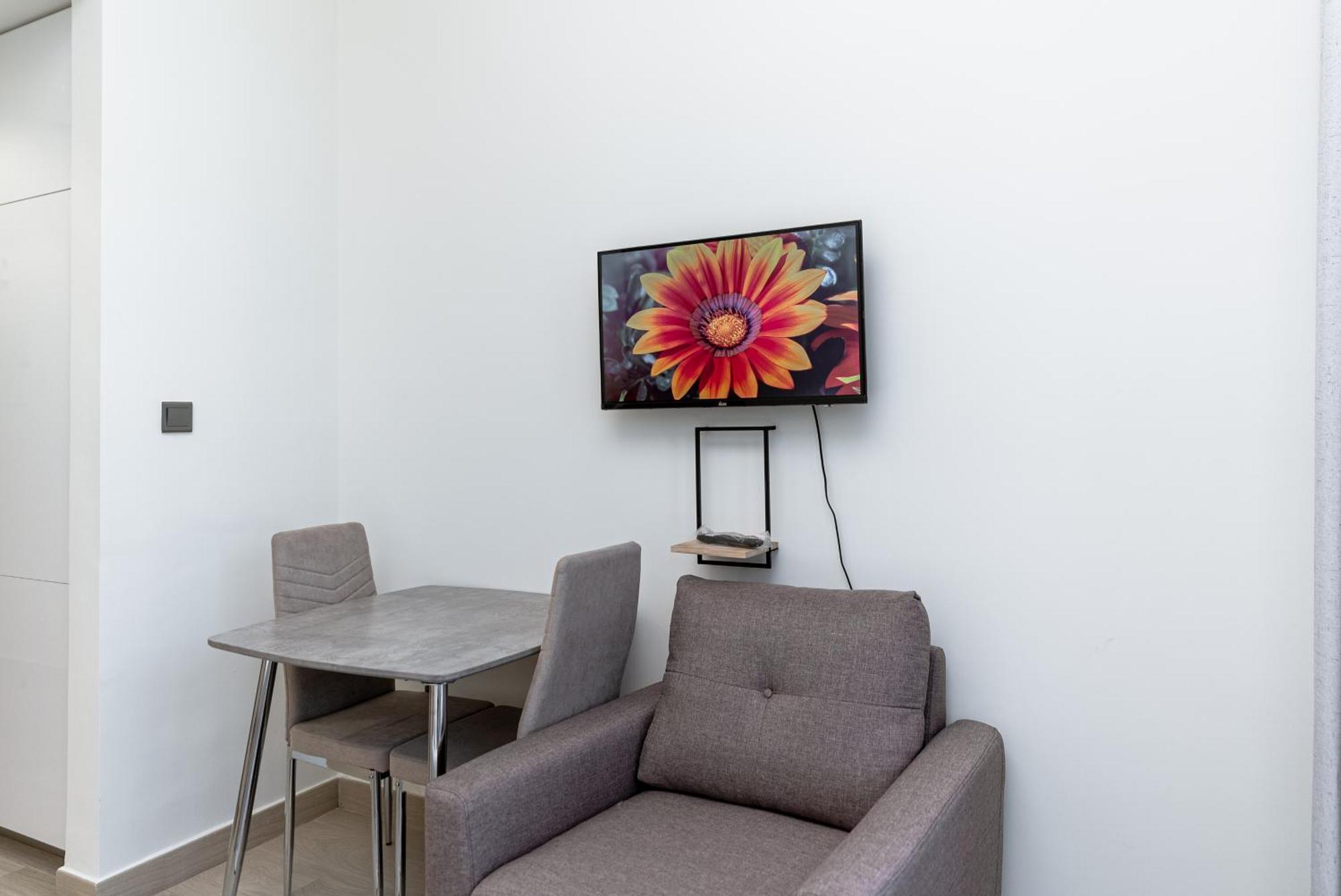 Charming Furnished In Meydan, By Bhavan Apartamento