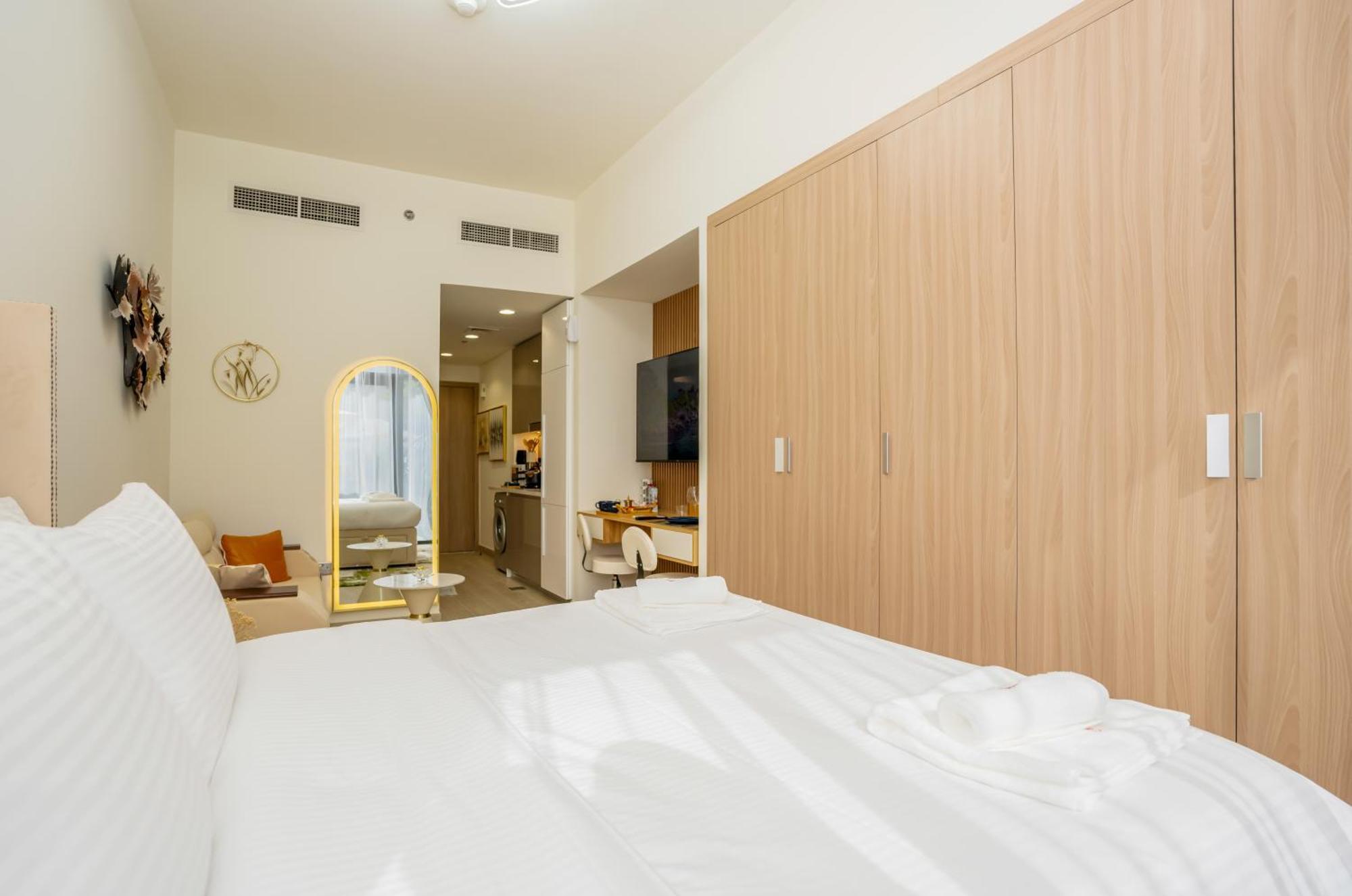 Zapbed House - Azizi Riviera Appartement Dubaï