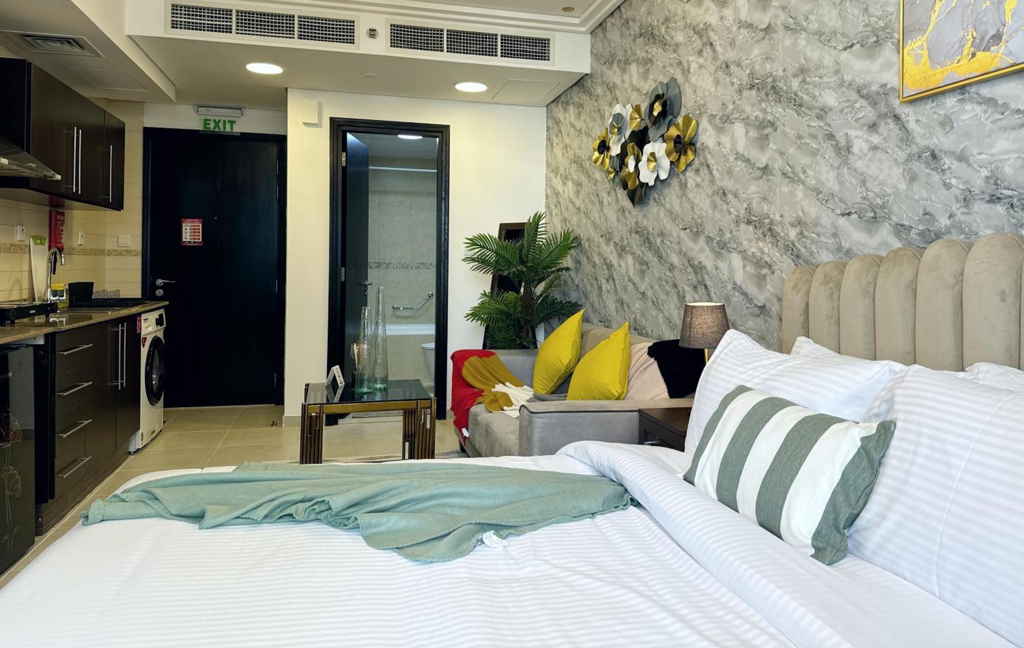 Appartement Cosmos Living Charming With Balcony Dubaï
