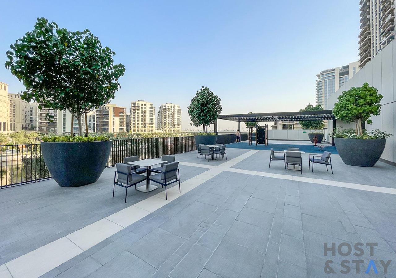 Appartement 2-br Getaway At Palace Residences, Creek Dubaï