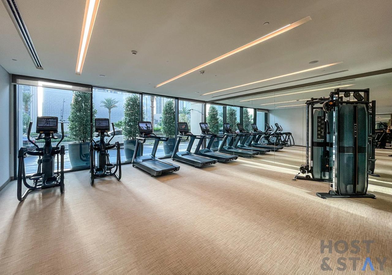 Appartement 2-br Getaway At Palace Residences, Creek Dubaï