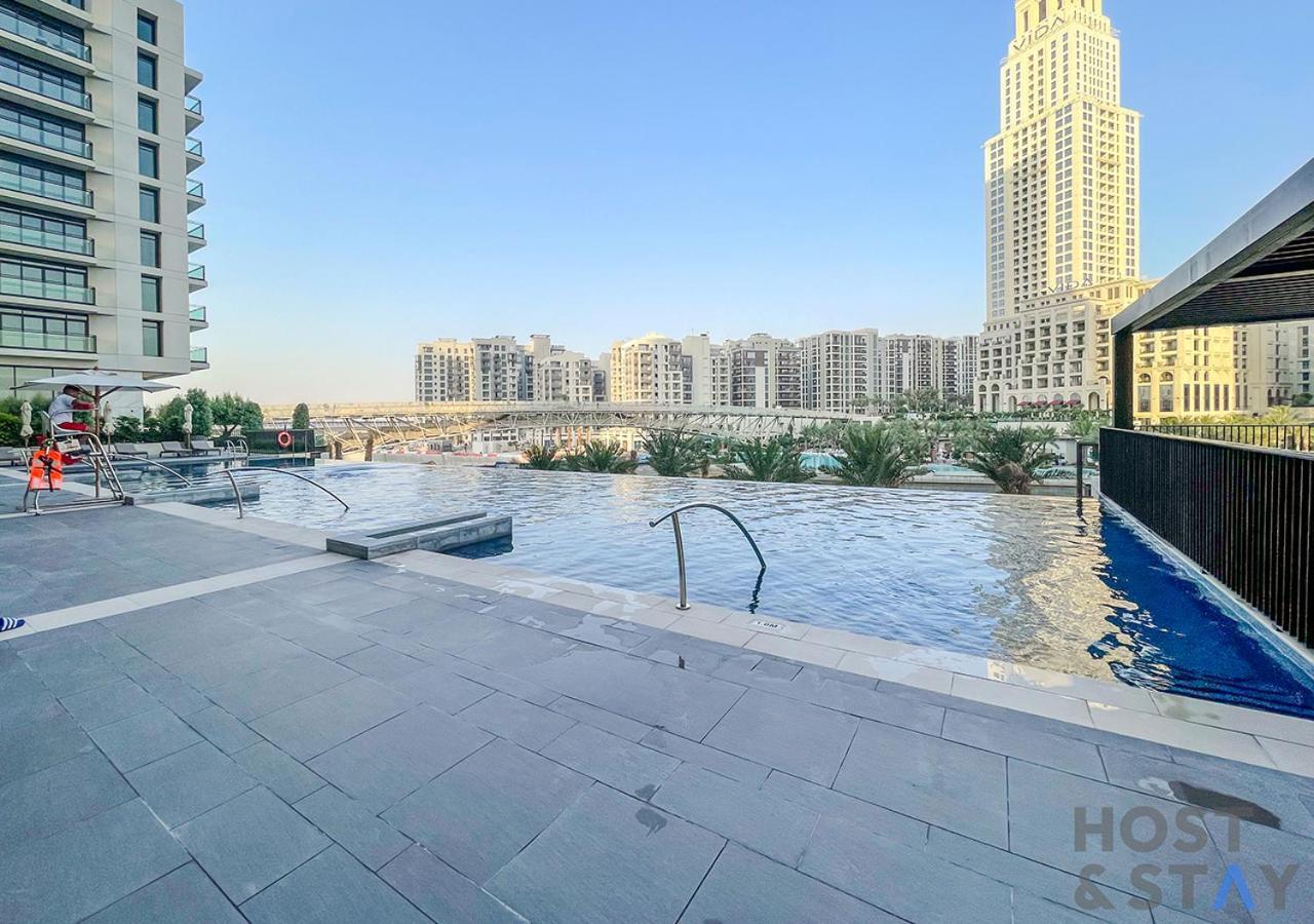 2-br Getaway At Palace Residences, Creek Appartement