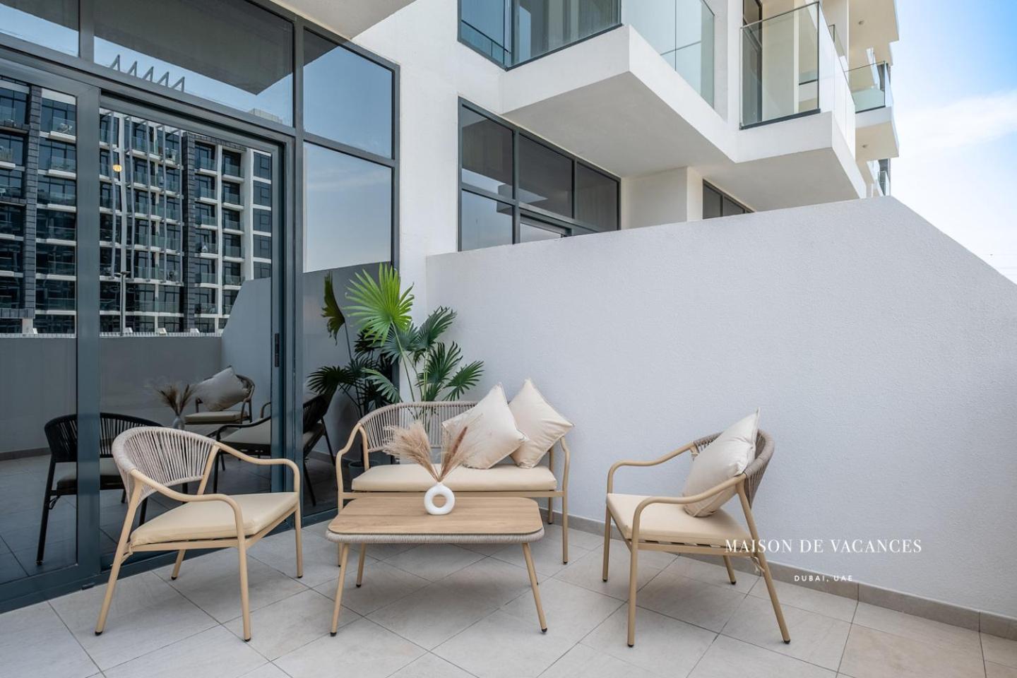 Apartamento Large Balcony 10mins From Mall