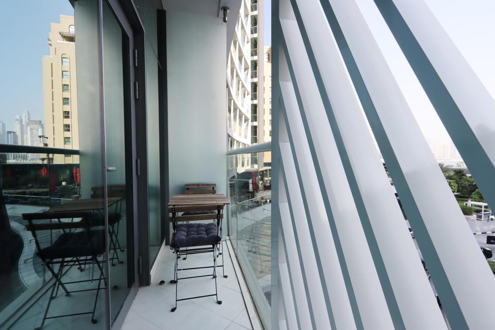 Livbnb- Premium On Palm Jumeirah Beachfront Apartment