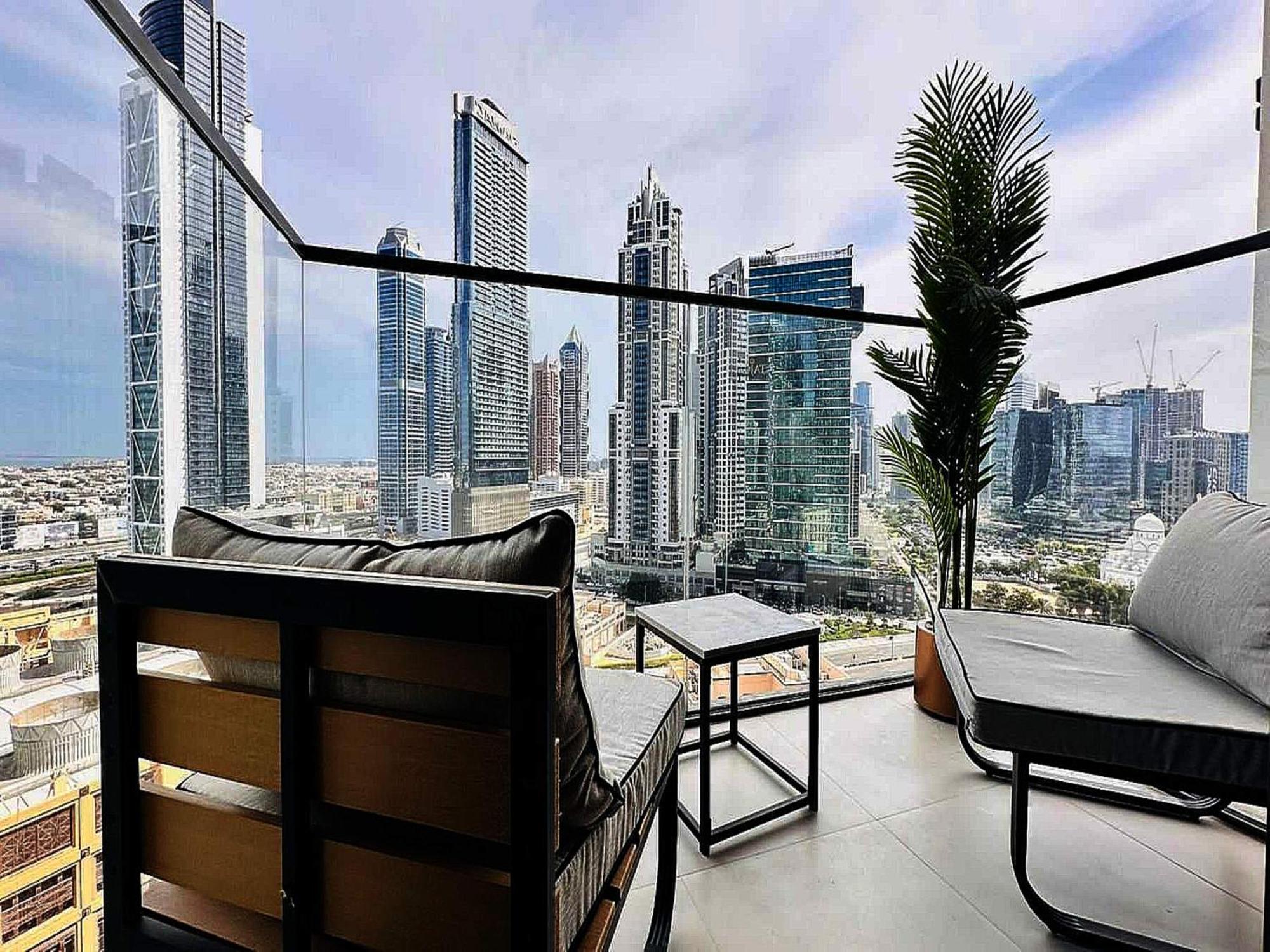 Luxury 1-bedroom At Burj Crown Appartamento *